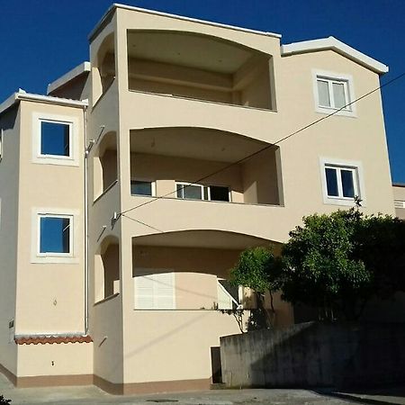 Apartments Marija Трогир Экстерьер фото