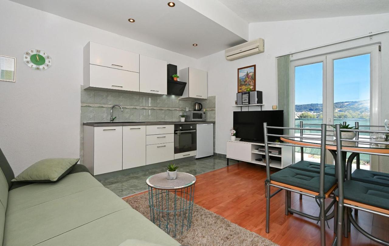 Apartments Marija Трогир Экстерьер фото