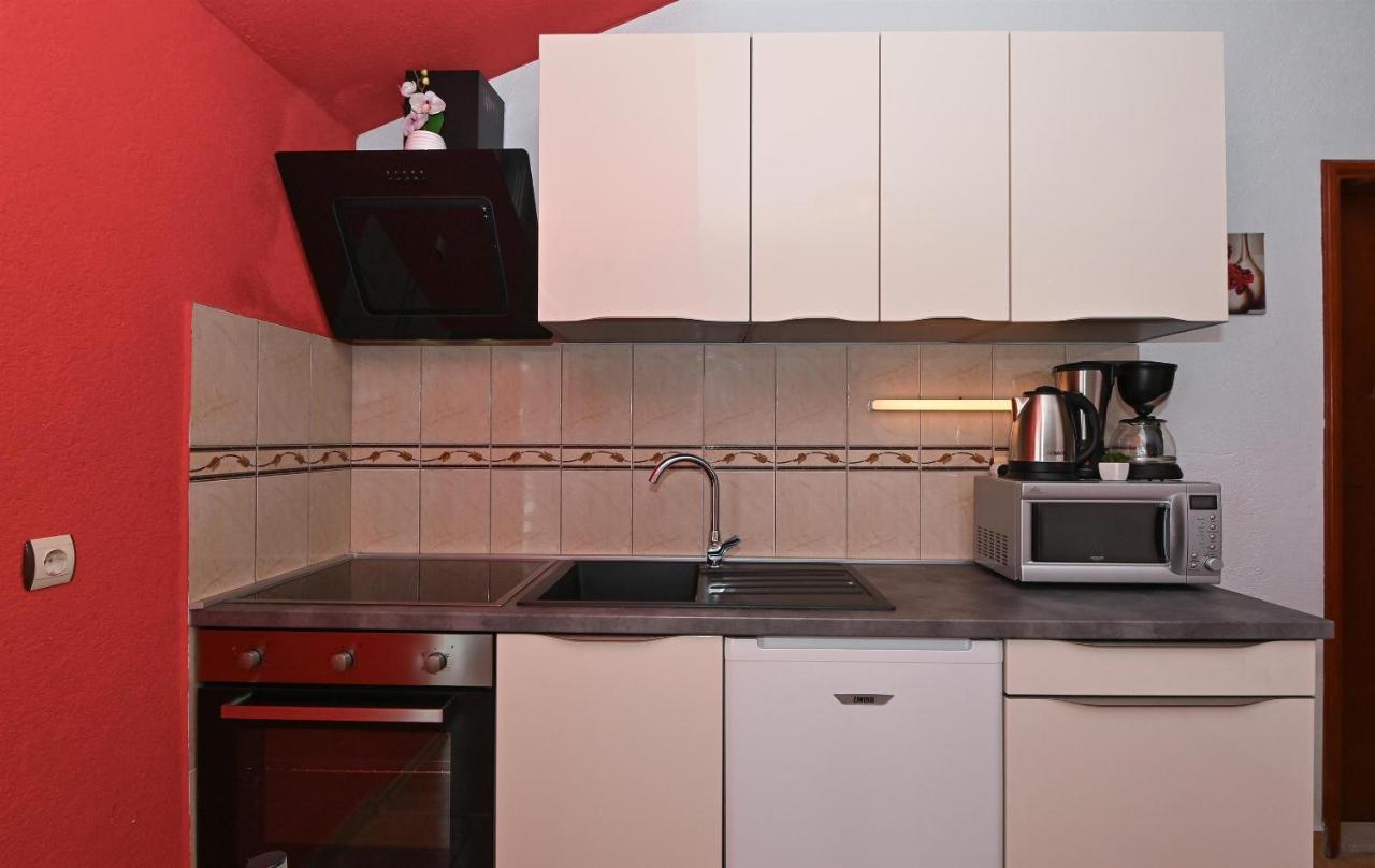 Apartments Marija Трогир Экстерьер фото