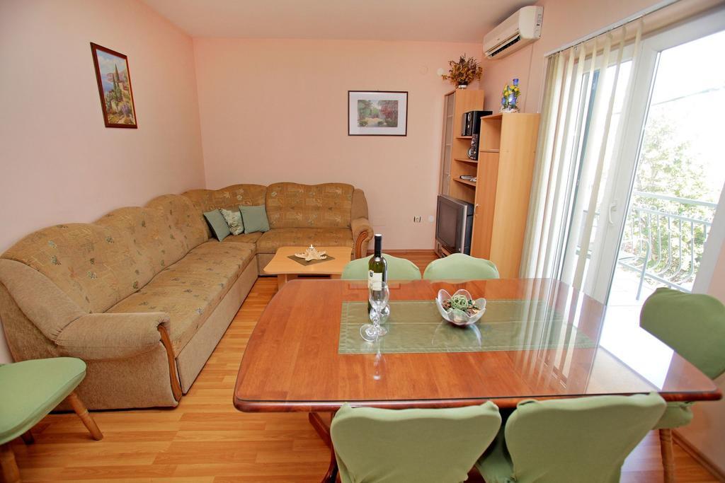 Apartments Marija Трогир Экстерьер фото