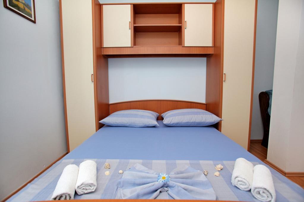 Apartments Marija Трогир Экстерьер фото